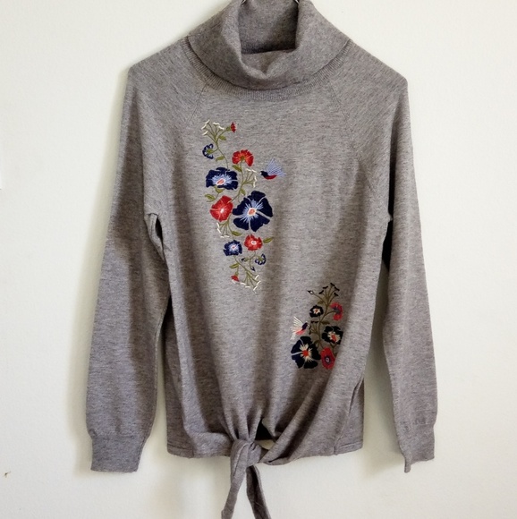 BB Dakota Embroidered Tie Front Christie Sweater - Picture 7 of 8